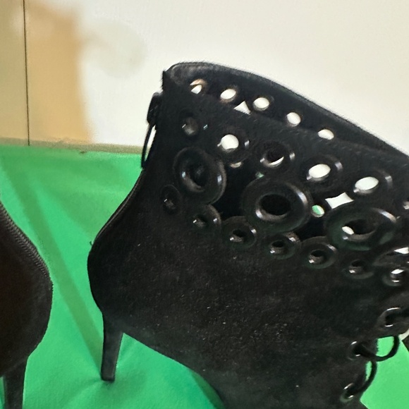 Sexy KENDALL + KYLIE black suede peep toe lace front bootie boots 😍😍😍😍 - Picture 10 of 11